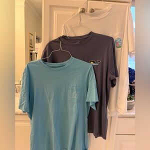 Vineyard Vines Men’s Lg T Lot of 3